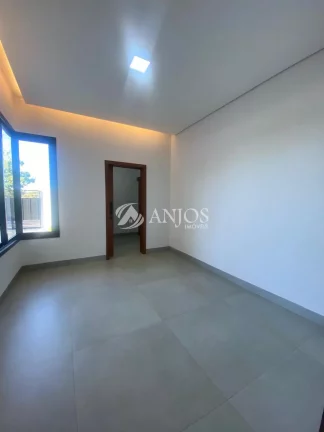 Imagem CASA DISPONIVEL PARA VENDA, NO JARDIM MILÃO, SINOP - MT.