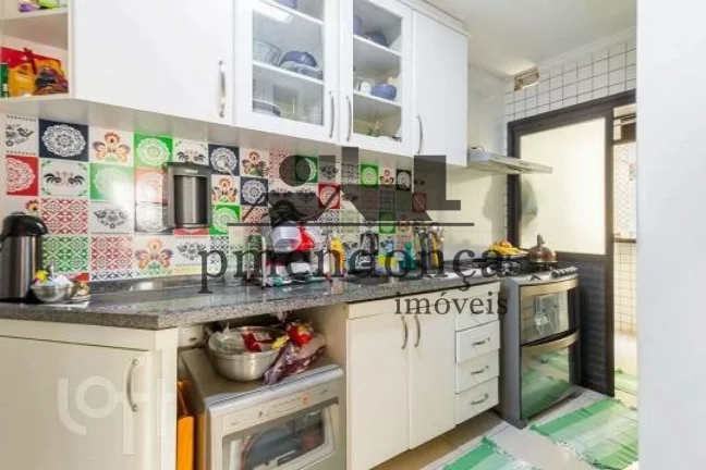 Imagem Apartamento na Pompéia com 3 quartos (1suí­te) e 2 vagas, 92m²