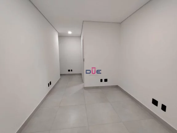 Imagem Casa com 4 suítes, 2 vagas paralelas, piscina com deck à venda, 290 m² por R$ 1.940.000 - Boqueirão - Santos/SP