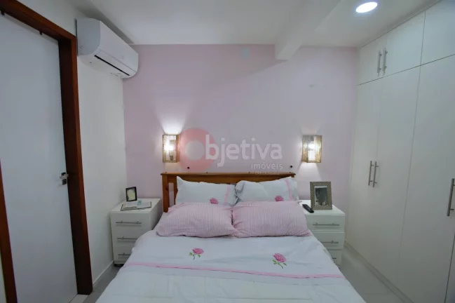 Imagem Casa térrea em condomínio, a 100 metros da Praia Peró - Cabo Frio