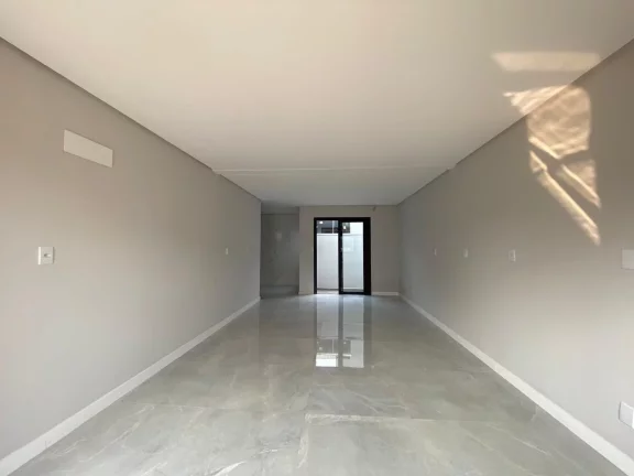Imagem Triplex à venda em Passo de Torres, Centro, com 3 quartos, 185,91m²
