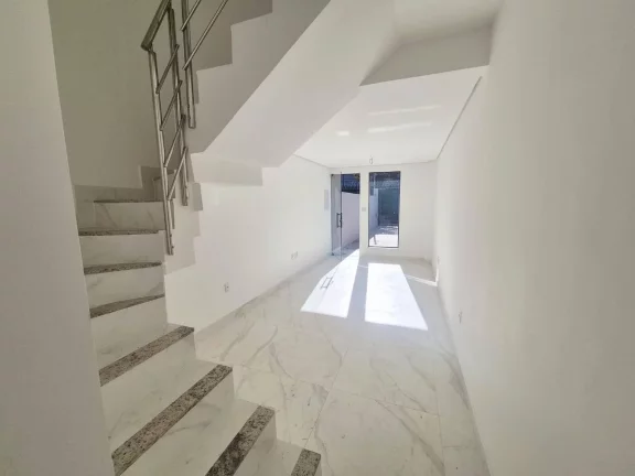 Imagem Casa Geminada 2 quartos - São João Batista