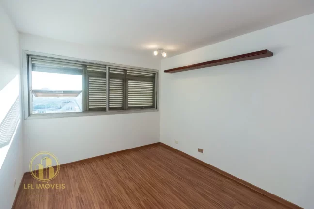 Imagem Apartamento à venda no Itaim - 98 m², 2 dormitórios, vista deslumbrante e localização privilegiada. Itaim Bibi