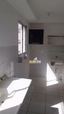 Imagem Apartamento com 2 dormitórios à venda, 47 m² por R$ 150.000,00 - Jardim Araucaria - Rio Claro/SP