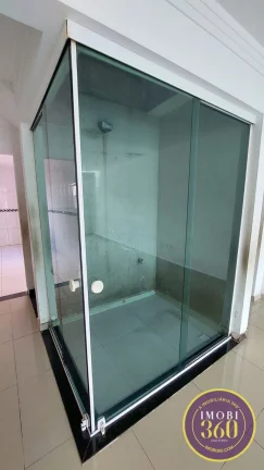 Imagem Sobrado Triplex com excelente espaço interno