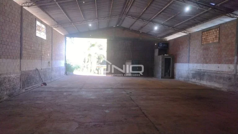 Imagem Casa e Barracão com Escritorio Saida Coronel Vivida