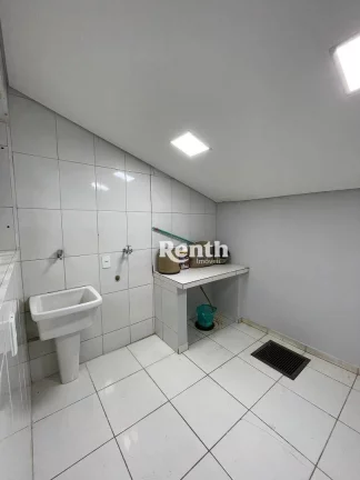 Imagem Sobrado em condomínio com 3 dormitórios por R$ 530.000