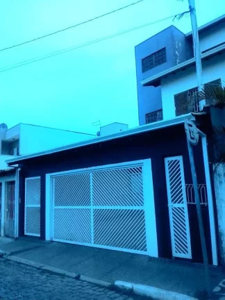 Imagem Sobrado com 3 dormitórios à venda, 250 m² por R$ 965.000,00 - Centro - Suzano/SP