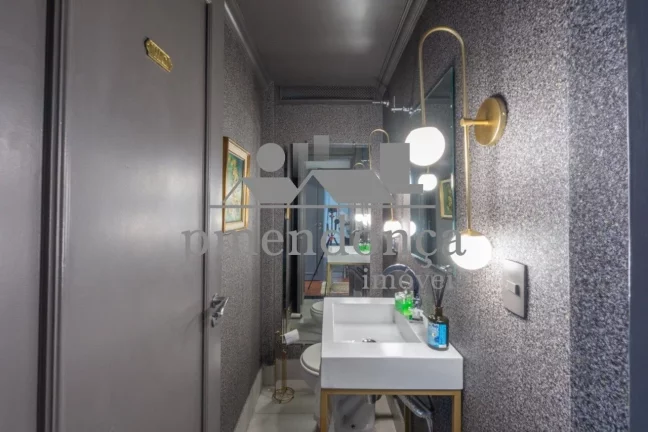 Imagem Apartamento reformado em Perdizes com 4 quartos( 1 suite )e 1 vaga, 198m²