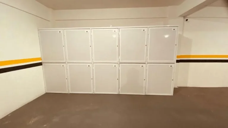 Imagem Apartamento à venda na praia de Gravatá em Navegantes, localizado na quadra mar, com 3 dormitórios, pronto para morar e semi mobiliado com a Adriano Carpes Imóveis.