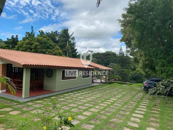 Imagem Capela do Barreiro Casa de Madeira e Alvenaria em Condomínio com Lazer