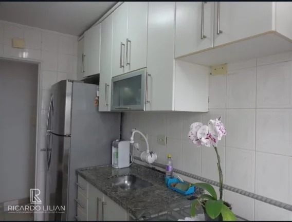 Imagem Lindo apartamento com 2 dormitorios,uma vaga e planejados a venda - Parque Fongaro