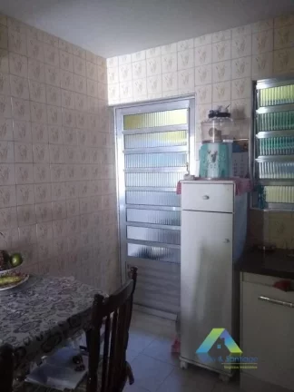 Imagem Casa de vila com 2 quartos, 1 vaga - Campo Belo