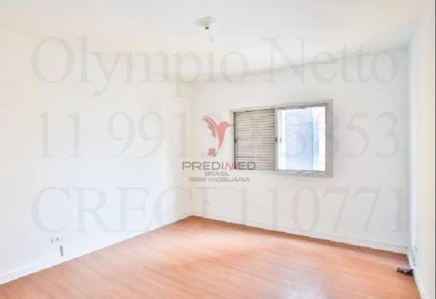 Imagem Excelente Apartamento na Praça da Árvore
