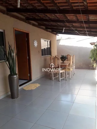 Imagem Casa com 3 dormitórios à venda, 200 m² por R$ 480.000 - Ferreira da Costa - Itumbiara/GO