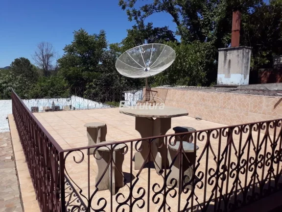 Imagem Excelente casa comercial próxima ao Colégio Militar