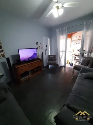 Imagem Casa a venda com 3 quartos e amplo quintal no Santa Gertrudes em Jundiaí/SP