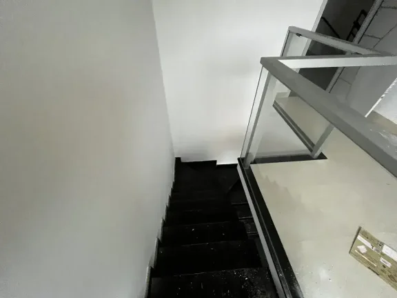 Imagem Cobertura à venda em Barbacena, Caiçaras, com 3 quartos, 116m2