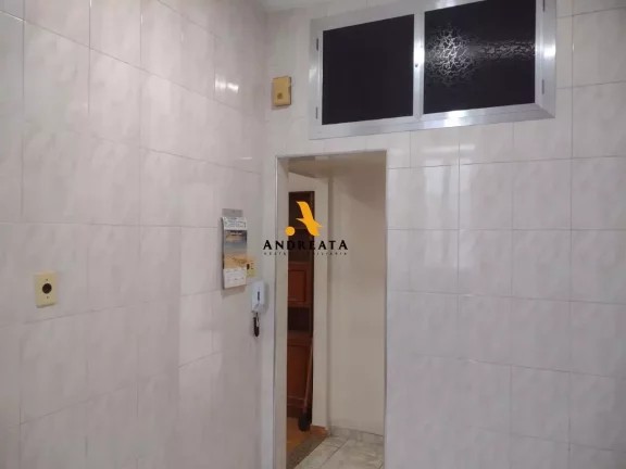 Imagem Gloria - Rua Santo Amaro - Vendo ótimo apto 2 quartos , boa cozinha - localiação privilegiada - R$390.000,00 - Agende uma visita!