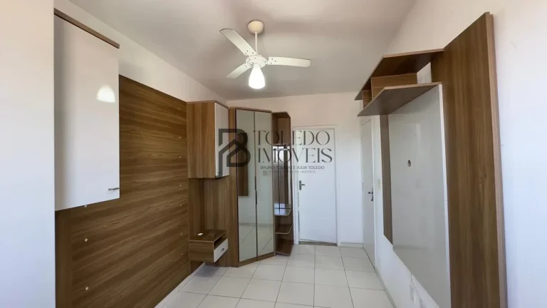 Imagem Apartamento 02 dormitórios com 01 suíte, vista livre e andar alto - Guilhermina/PG