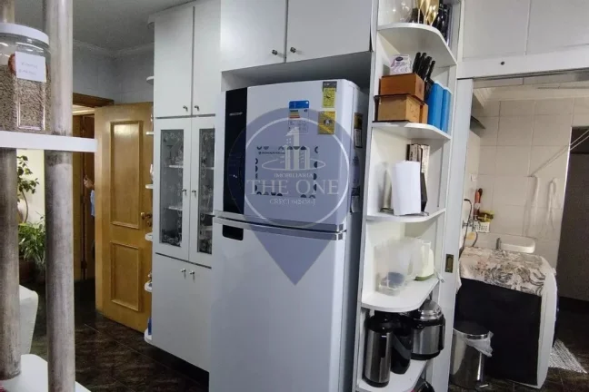 Imagem Luxuoso apartamento à venda na Aclimação, São Paulo-SP: 3 quartos, 1 suíte, 4 salas, 3 banheiros, 1 vaga, 140 m².