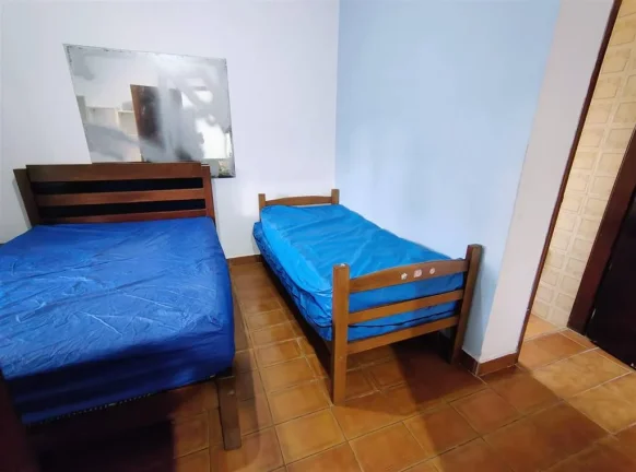 Imagem Casa com quartos + edícula e Piscina em Praia Grande