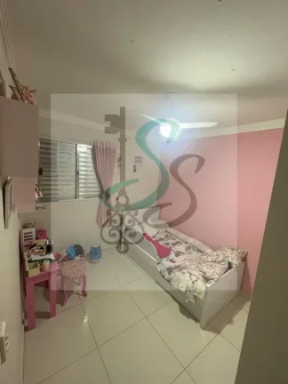 Imagem Venda de casa no Parque Residencial Vila União, Campinas. 2 dormitórios, sala, cozinha, lavanderia, banheiro, vaga de garagem.
