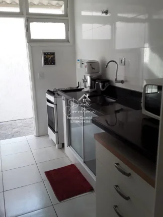 Imagem Imperdível casa à venda na Enseada, Guarujá-SP! 5 quartos, 3 suítes, 2 salas, 4 banheiros, 2 vagas de garagem. Confira!