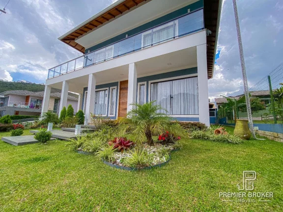 Imagem Casa à venda, 390 m² por R$ 1.945.000,00 - Vargem Grande - Teresópolis/RJ