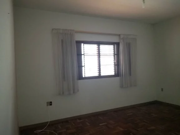 Imagem Casa residencial/comercial, próximo Av. N. Sra de Fátima.