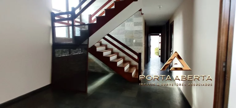 Imagem CASA DUPLEX COM 6 QUARTOS E ELEVADOR - B SANTA HELENA - COD 270