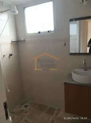 Imagem Apartamento com 64m² reformado, dispõe de 2 dormitórios, 1 banheiro, sala para dois ambientes, sa...