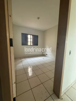 Imagem Casa à venda no Conjunto Residencial Antares, com 300m² de terreno, 89,30m² de área construída, 3 dormitórios, suíte, quintal grande e vaga para 3 carros!