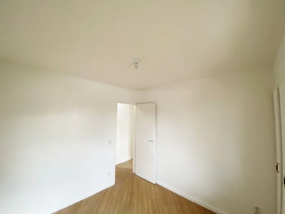 Imagem Apartamento Pompéia - 83M², 3 Dorms, 1 Suíte, 2 Vagas Demarcadas, Face Oeste, Academia, Piscina, Churrasqueira, Quadra de Futebol.