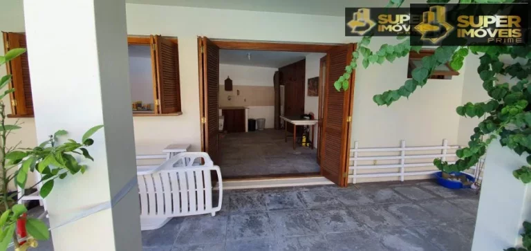 Imagem Casa Alto Padrão para Venda em Areal Pelotas-RS - 2452