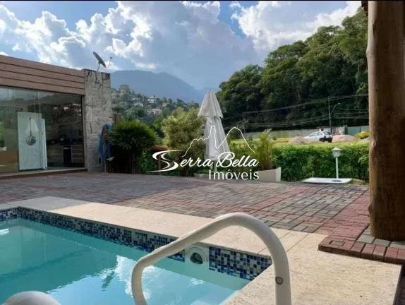 Imagem Casa com 4 dormitórios à venda, 410 m² por R$ 2.590.000,00 - Parque do Imbui - Teresópolis/RJ