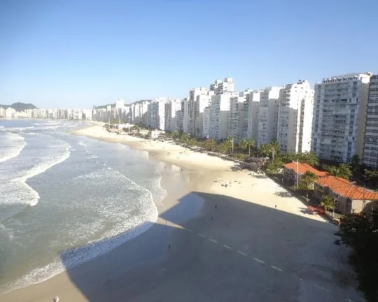 Imagem Apartamento à venda no Guarujá na Praia das Pitangueiras