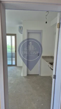 Imagem Studio de Luxo à Venda em Moema, São Paulo-SP: 1 Quarto, 2 Salas, 1 Banheiro, 28m² de Pura Elegância!