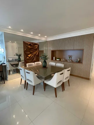 Imagem Apartamento mobiliado com 4 suítes e 3 vagas de garagem em Itapema