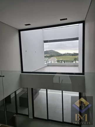 Imagem Lindíssima casa cinematográfica em condomínio Alphaville Jundiaí