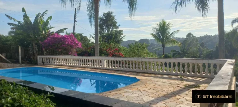 Imagem Bela Chácara em Atibaia 3900m² Analisa entrada parcelas e carro $ 850mil