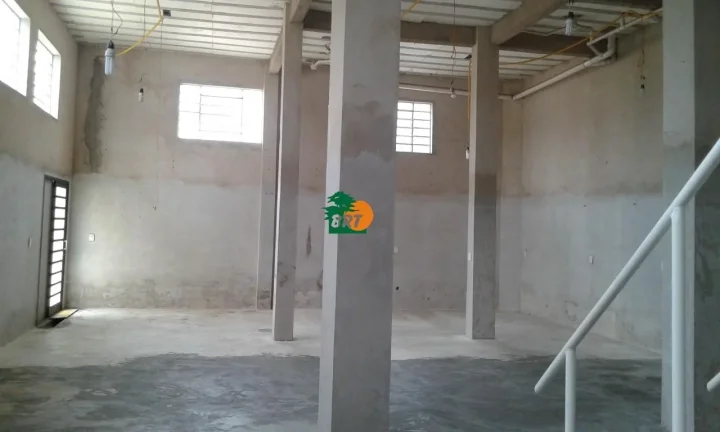 Imagem Galpão para Locação em São Roque, Centro, 2 banheiros