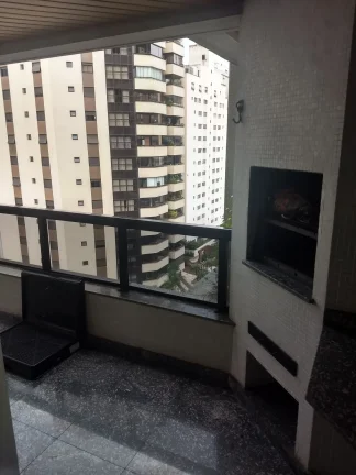 Imagem Apartamento 200 M², 4Q, 3 Suítes, 2 Salas, 5 Banheiros, 3 Vagas, Lareira, Suíte Master com Hidromassagem, Varanda Gourmet, Piscina, Academia, Quadra.