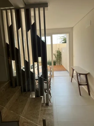 Imagem Casa em Condominio 2 Dormitórios - Bairro --