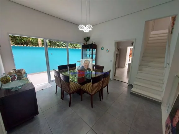 Imagem Aluga-se ou Vende-se Linda Casa 3 Suítes/1 Master no Cond. Vila Verde