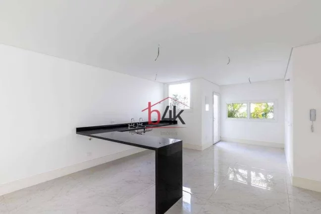 Imagem Casa em Condomínio à venda, 483 m², 4 dormitórios e 5 vagas na Granja Julieta