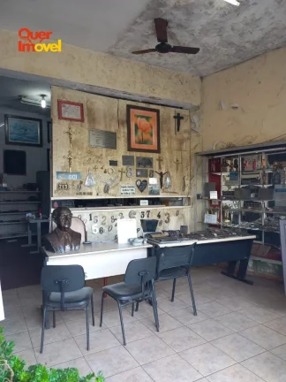 Imagem Salão comercial à venda em Ribeirão Preto-SP, Campos Elíseos: 2 salas, 1 banheiro, 308m² de área.