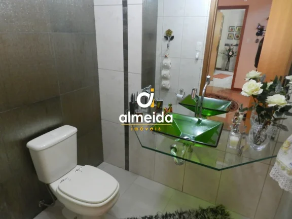 Imagem CASA CENTRO PRÓXIMO UFN 4 DORMITÓRIOS