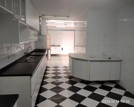 Imagem Linda casa de condomínio fechado Bonfiglioli
