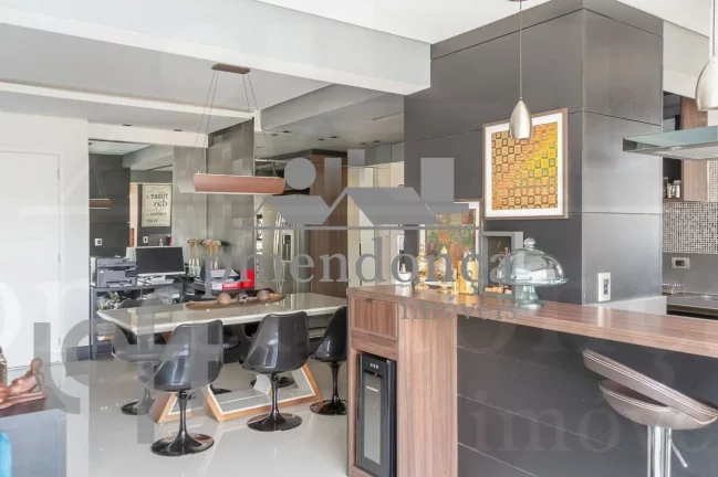 Imagem Apartamento na Vila Romana com 1 suíte grande e 2 vagas, 92m²